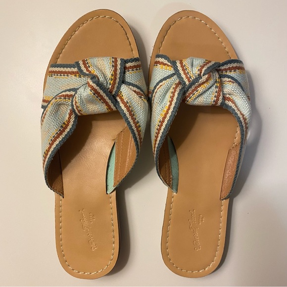Universal threads Target Knot striped sandals size 7 - Picture 2 of 3